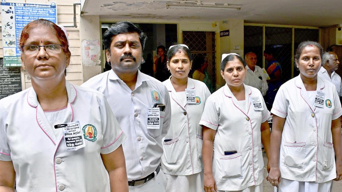 03 Nurses 001 H2XPPp