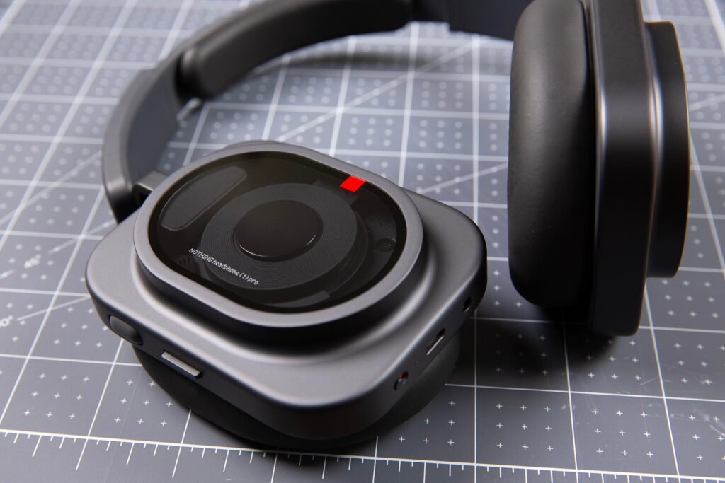 Nothing’s new flagship Headphone 1 Pro put you in the studio 1 268785 Nothing pro 1 headphones JHIGGINS 1 PwzIKI