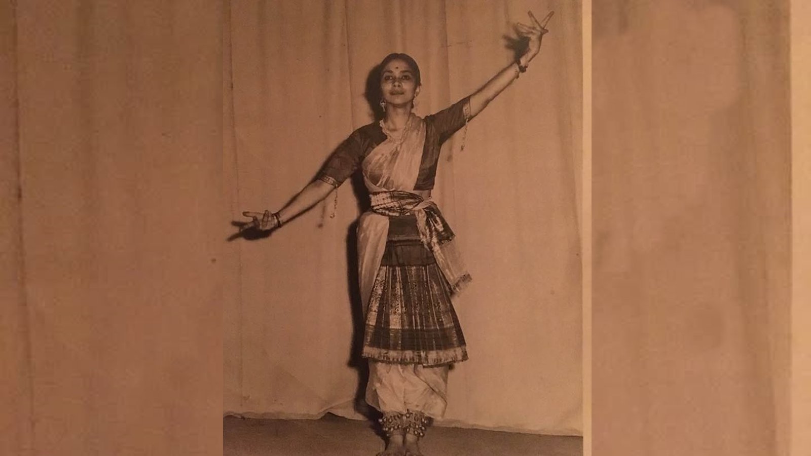 Indu moved back to Karachi in 1951 and married a Pakistani army officer Aboobaker Osman Mitha