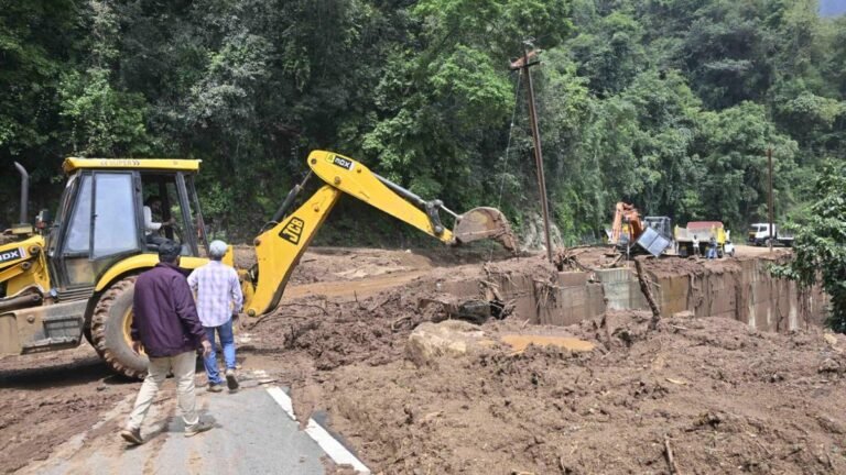 Nilgiris20landslip GyNjgu